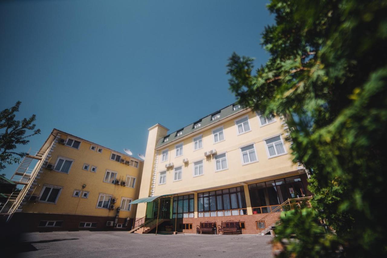 Sunrise Osh Hotel Екстериор снимка