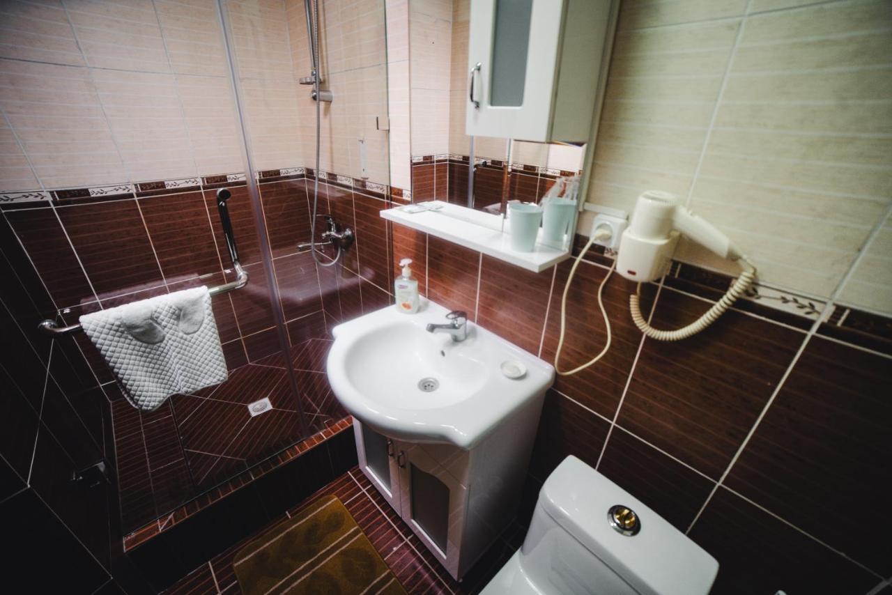 Sunrise Osh Hotel Екстериор снимка