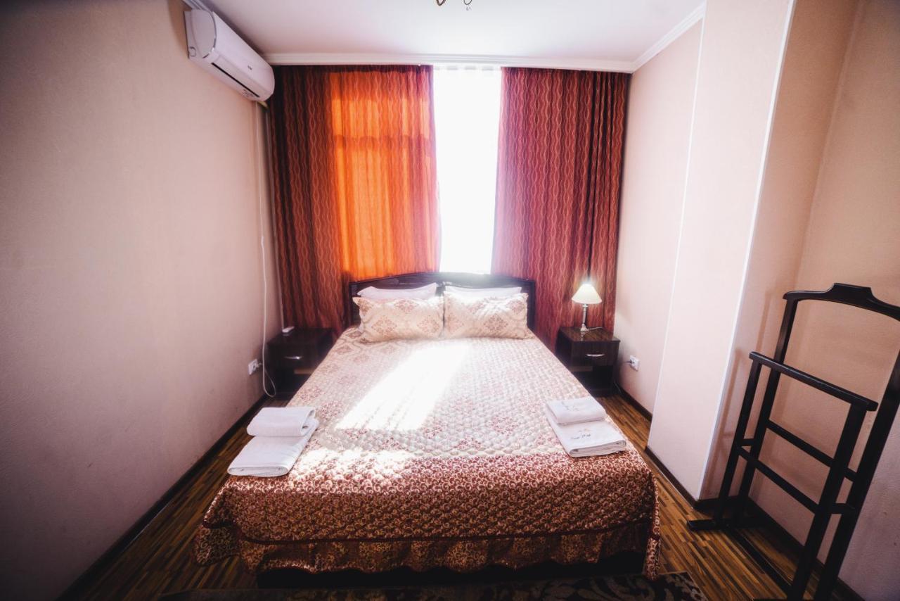 Sunrise Osh Hotel Екстериор снимка