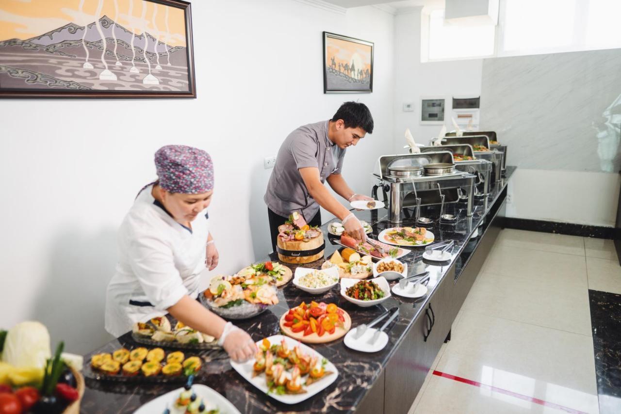 Sunrise Osh Hotel Екстериор снимка