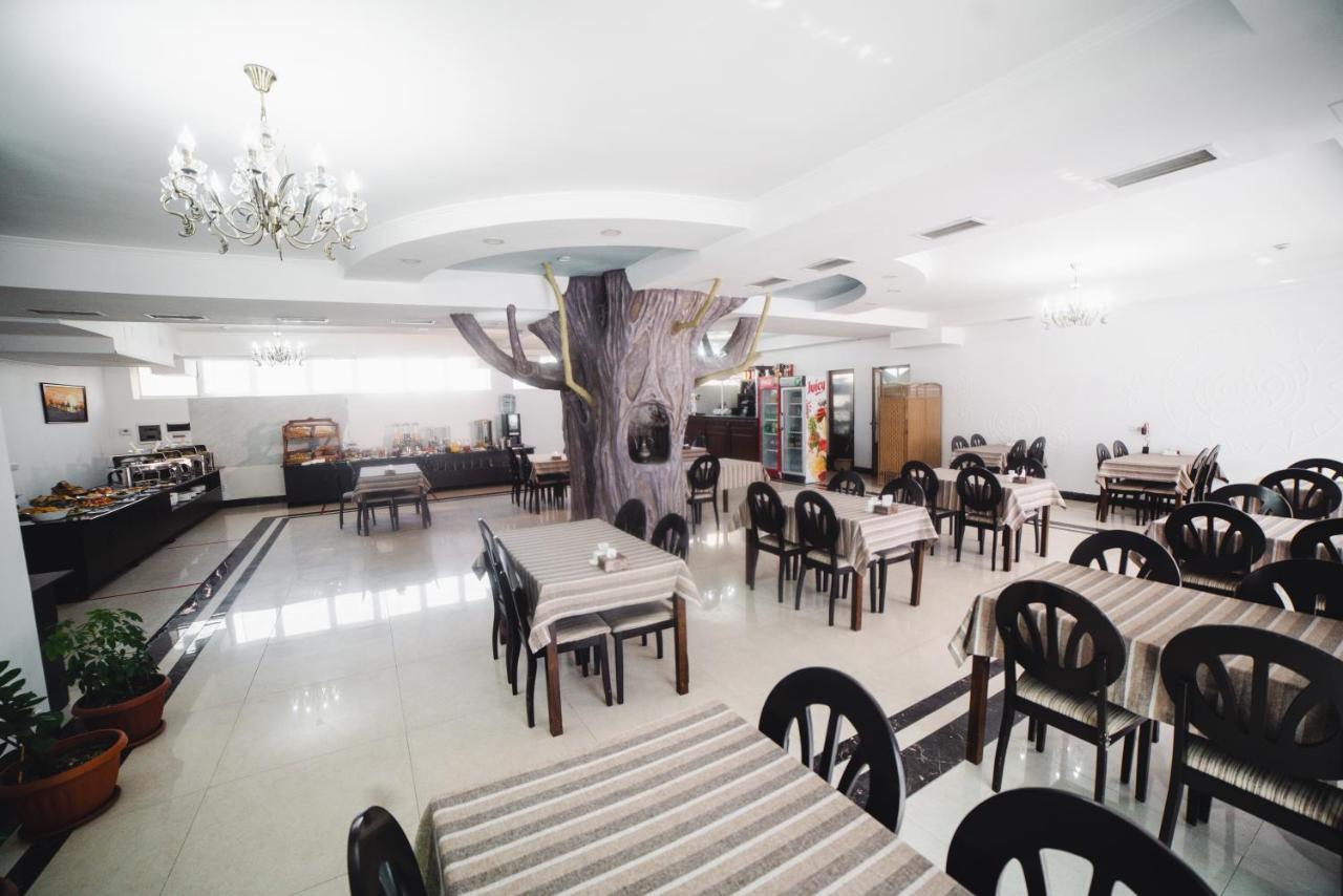 Sunrise Osh Hotel Екстериор снимка