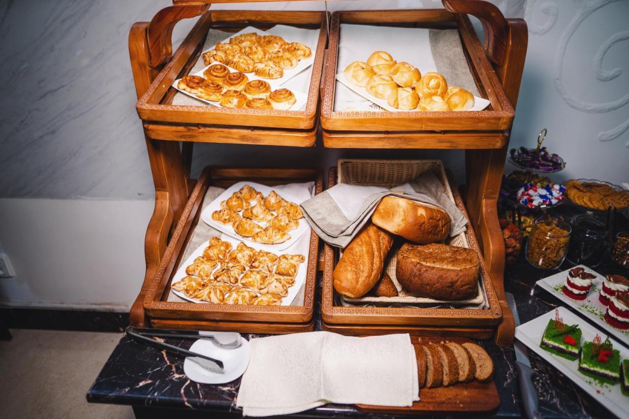 Sunrise Osh Hotel Екстериор снимка