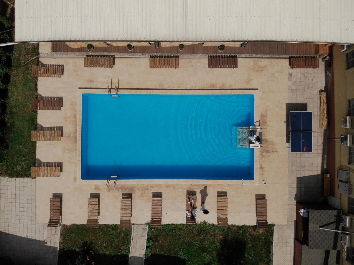 Sunrise Osh Hotel Екстериор снимка
