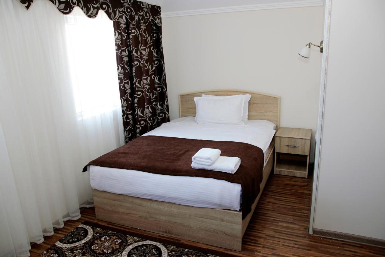 Sunrise Osh Hotel Екстериор снимка