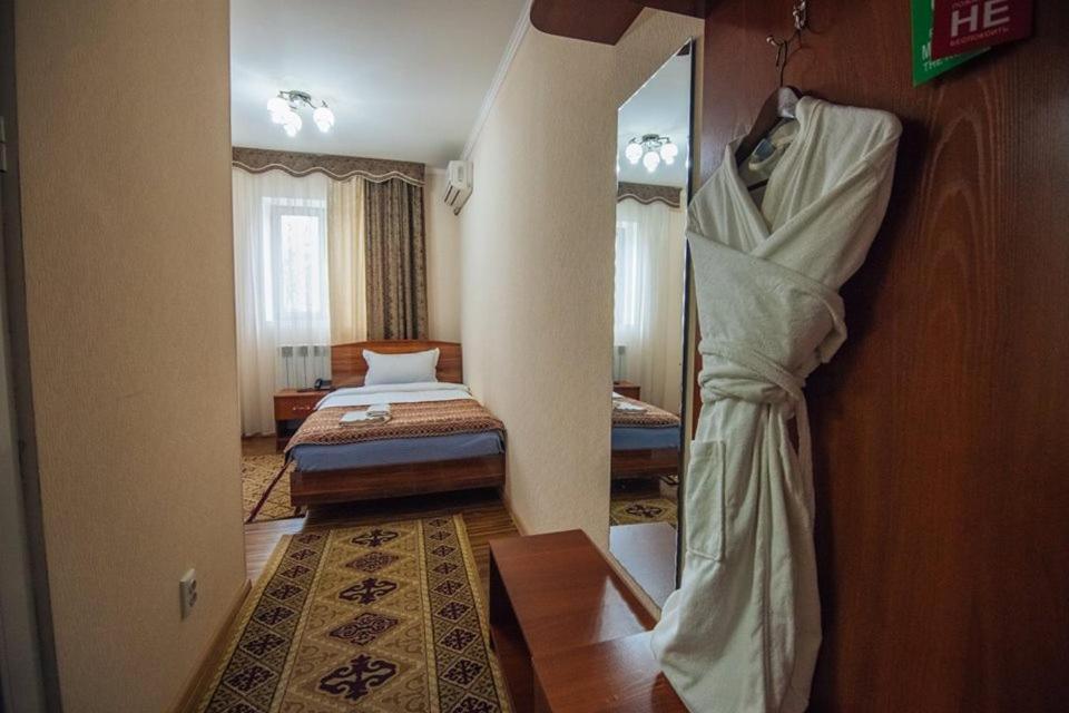 Sunrise Osh Hotel Екстериор снимка